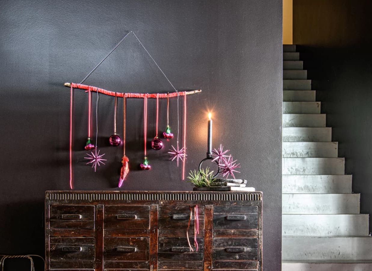 як оформити різдвяний будинок до останніх інтер'єрних тенденцій.